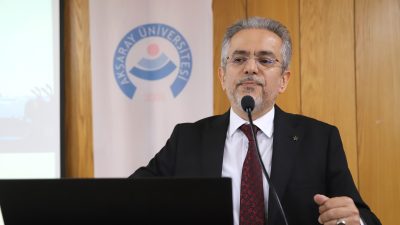 ASÜ’de konuşan HAVELSAN Genel Müdür Yardımcısı Kemal Kaptaner, başarının sırrının