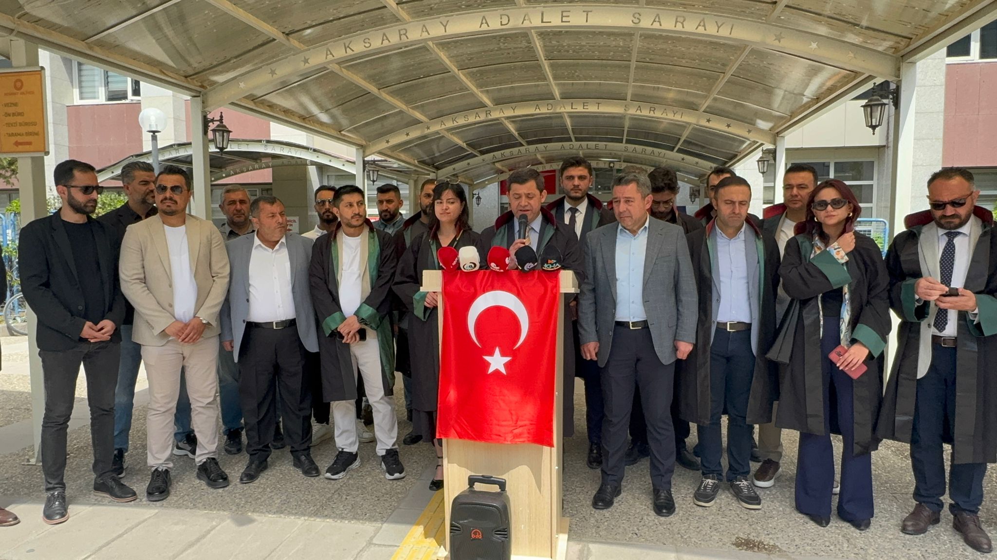 Aksaray’dan ortak tepki: Serik Belediyesporlu futbolcuya suç duyurusu!