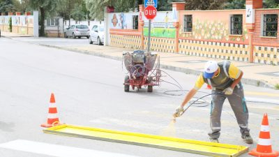 Aksaray Belediyesi, “Önce Yaya” anlayışı doğrultusunda şehir genelindeki yaya geçitlerini