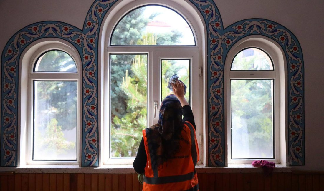 Aksaray Belediyesi, camilerde vatandaşların