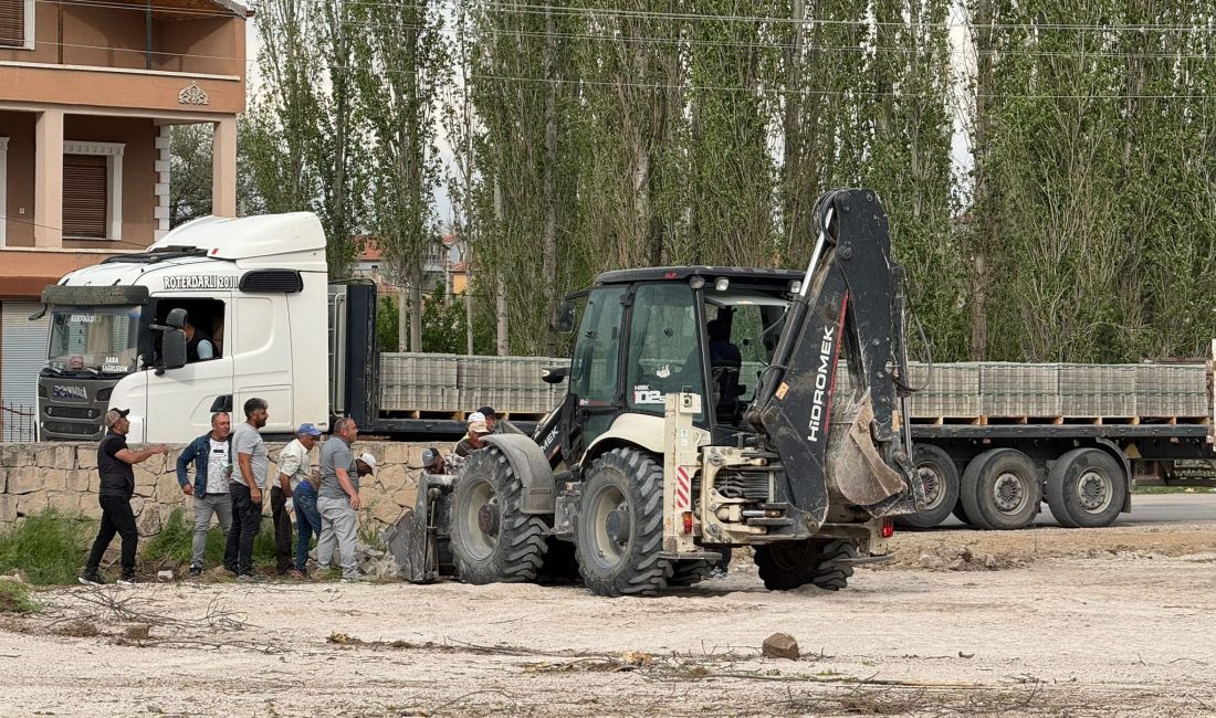 Demirci Belediyesi, Eski Cuma Pazarı alanında 2 bin metrekare kapalı