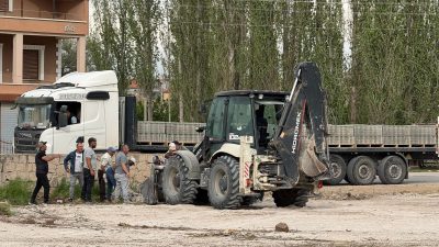 Demirci Belediyesi, Eski Cuma Pazarı alanında 2 bin metrekare kapalı