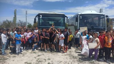 Demirci’de düzenlenen spor müsabakalarında Cumhuriyet İlköğretim Okulu birincilik, Atatürk Ortaokulu