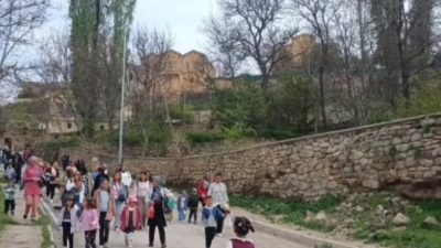 Güzelyurt Anaokulu, “Ailemle Eğitim Yolculuğum” projesi kapsamında öğrenciler, öğretmenler ve