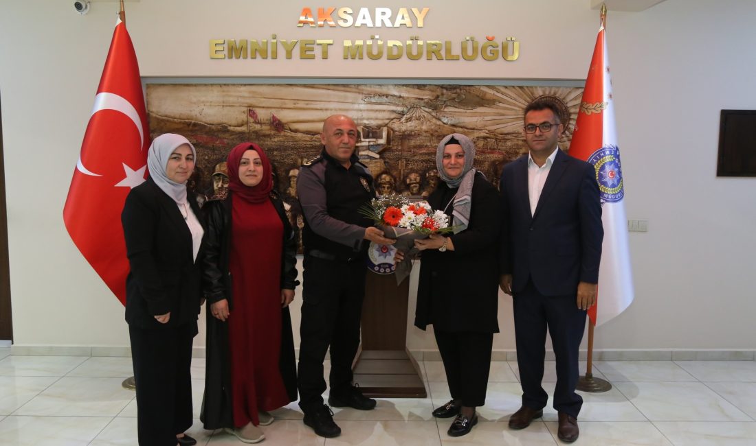 Emniyet ve sendika temsilcileri bir arada Aksaray İl Emniyet Müdürü Bekir Demir, Öz İplik İş Sendikası