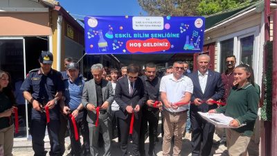 Aksaray’ın Eskil ilçesinde düzenlenen Bilim Şenliği, gençlerin yaratıcılık ve araştırma
