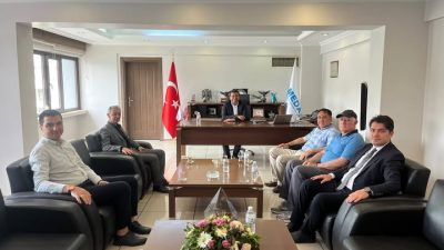 Eskil Belediye Başkanı Mustafa Zavlak, Eşmekaya Belediye Başkanı ile birlikte