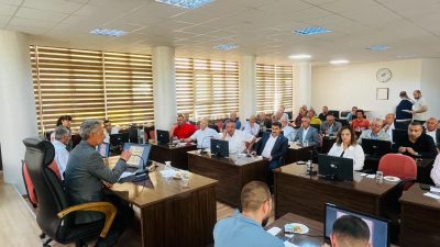Eskil Belediye Başkanı Mustafa Zavlak, Aksaray Belediyesinde düzenlenen Mahalli