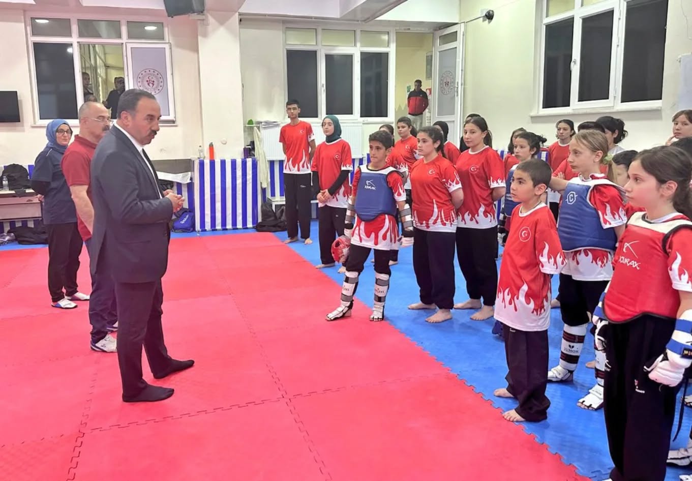 Disiplin ve azim vurgusu: Taekwondo sahasında buluşma
