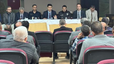Güzelyurt Kaymakamı Muammer Yetiş, köy ve mahalle muhtarlarıyla istişare toplantısı