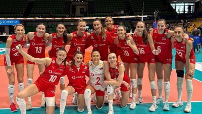 Aksaray temsilcisi Kuzeyboru’nun genç smaçörü Ayşe Çürük, Türkiye A Milli