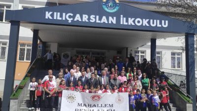 Aksaray’da “Mahallem Benim Ailem” projesi çerçevesinde düzenlenen “Geleneksel Oyunlar” etkinliği,