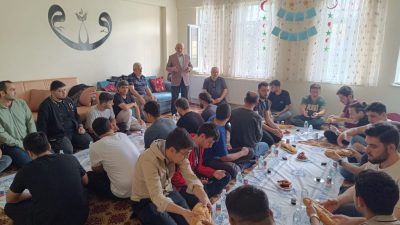 Aksaray İl Müftüsü Veysel Işıldar, Aksaray Üniversitesi öğrencileriyle düzenlenen piknik