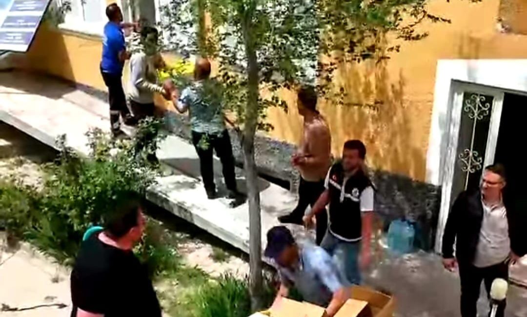 Ortaköy Belediyesi, ilçeye modern bir kütüphane kazandırmak için çalışmalara başladı.