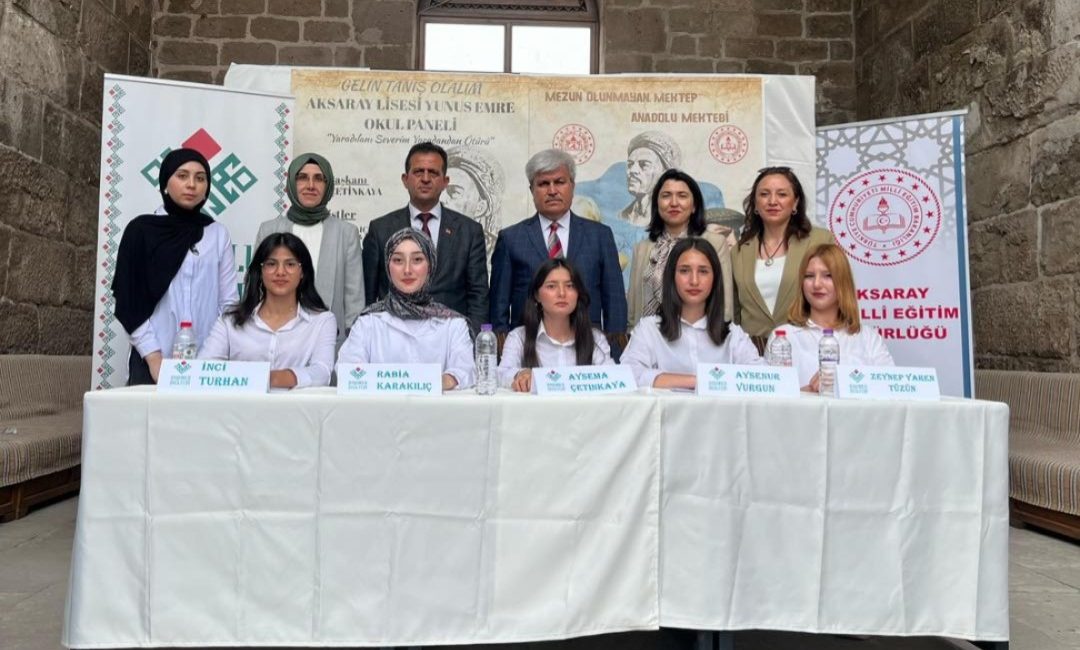 Aksaray Lisesi öğrencileri, Anadolu Mektebi kapsamında “Yunus Emre Okul Paneli”