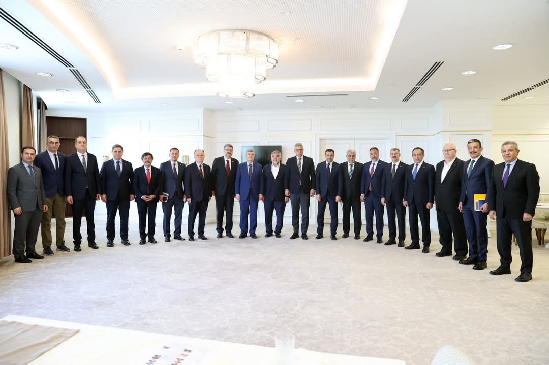 AK heyetten Ankara’da yoğun mesai