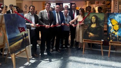 Aksaray’da Güzel Sanatlar Lisesi öğrencileri tarafından hazırlanan ve yaklaşık 100