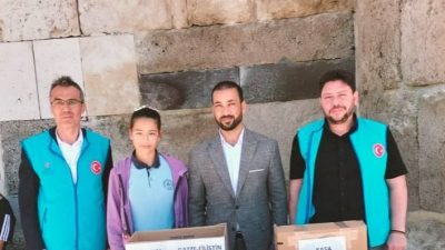 Sultanhanı İlçe Müftülüğü’nün düzenlediği Esmaül Hüsna ezberleme yarışmasında ödül kazanan