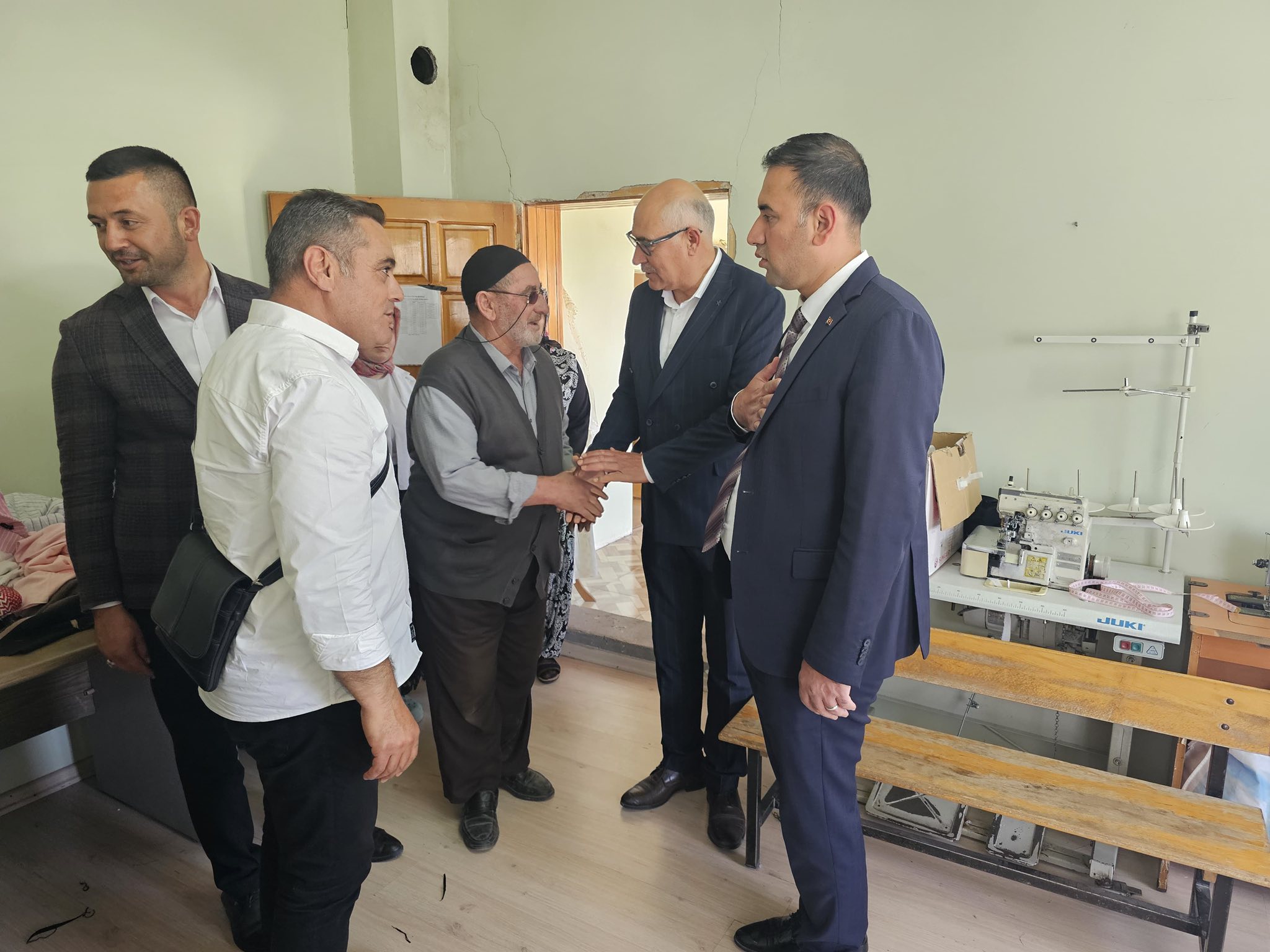 Kaymakam Göksun, halk eğitim kursiyerleriyle buluştu