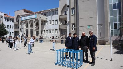 Aksaray Teknokent Koleji Makine Bölümü öğrencileri, kendi üretimleri olan top