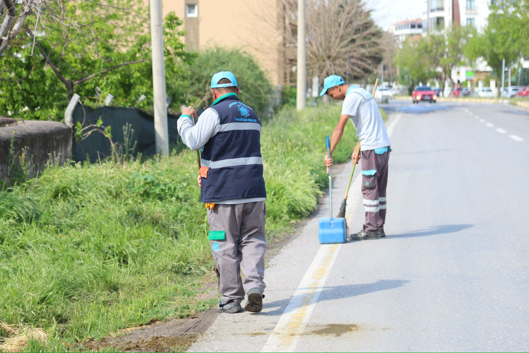 Parklar ve sokaklar temizleniyor: Aksaray’da ortak yaşam alanları güzelleşiyor