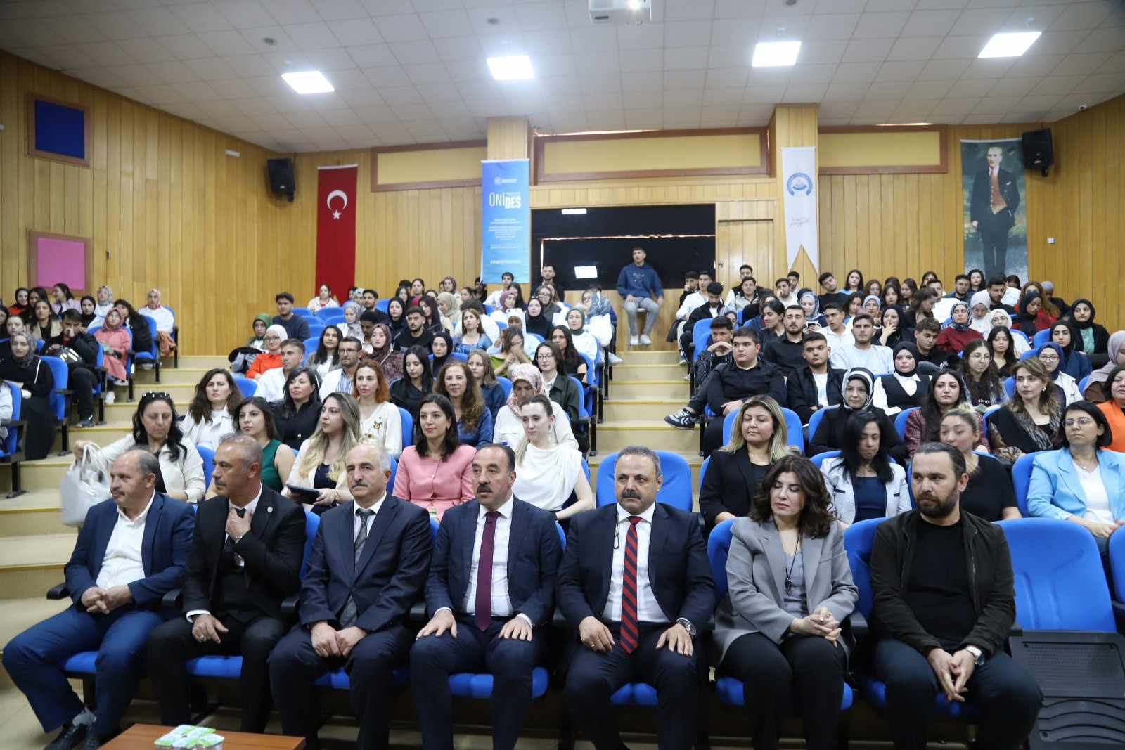 Aksaray Üniversitesi (ASÜ) Sağlık Bilimleri Fakültesi, Hemşirelik Haftası kapsamında bir