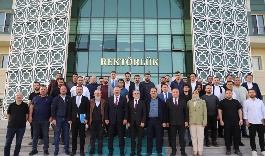 Aksaray Üniversitesi (ASÜ) savunma sanayii alanında önemli bir buluşmaya ev