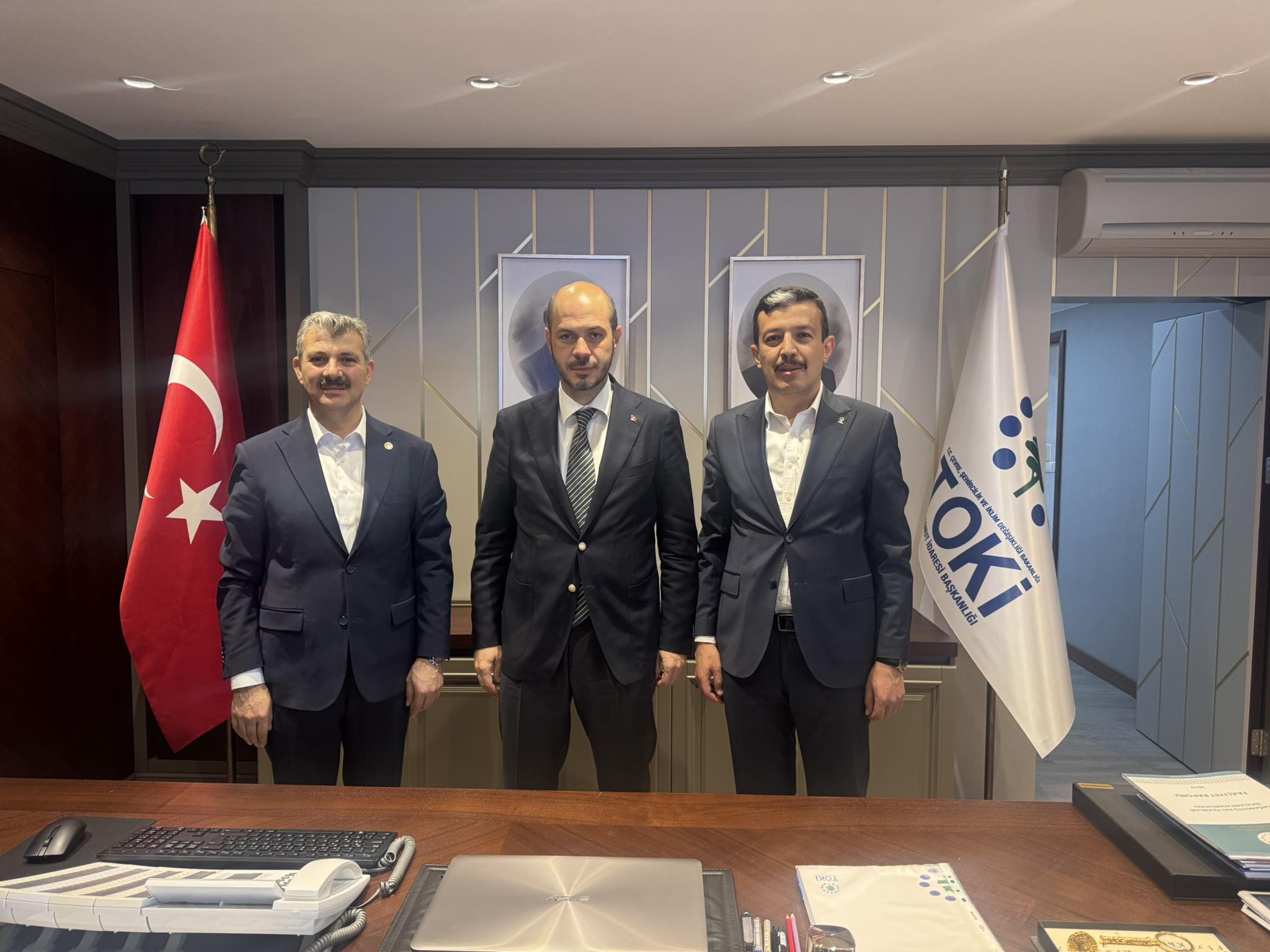 AK Parti Aksaray heyetinden TOKİ’ye ziyaret: Yatırımlar masaya yatırıldı