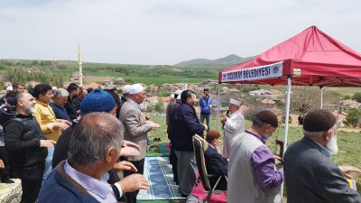 Kuraklıkla mücadele kapsamında, Aksaray’ın Çekiçler Köyü yaylasında yağmur duası yapıldı.