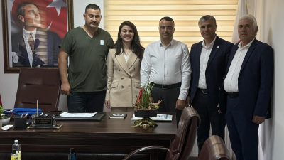 Aksaray Sağlık-Sen Şube Müdürü Rıfat Kaya, sendika temsilcileriyle birlikte Ortaköy