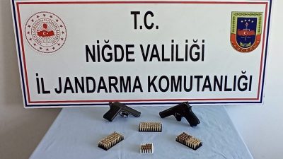 Niğde'de merkeze bağlı Kiledere beldesinde , İl Jandarma Komutanlığı ekipleri