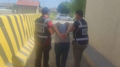 Kayseri’de İl Emniyet Müdürlüğü ekipleri tarafından yapılan çalışmalarda yağma suçundan