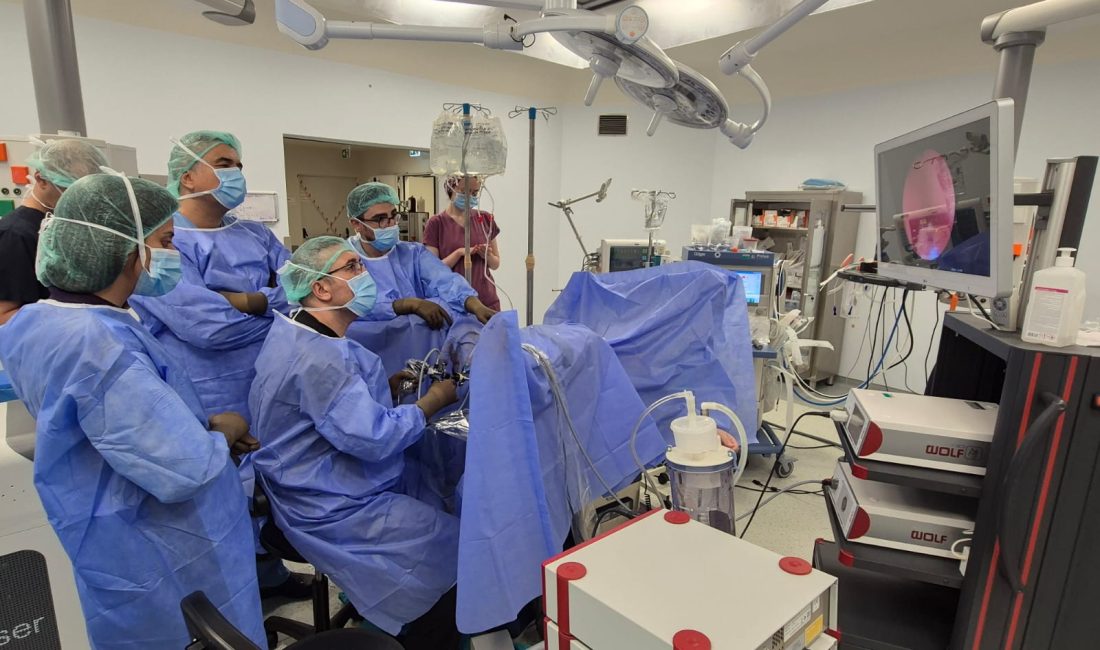 Özel İnova Hastanesi Üroloji Uzmanı Doç. Dr. Mehmet Emin Şirin,