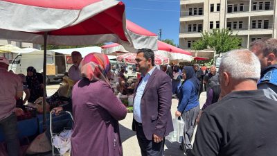 Ağaçören Belediye Başkanı Kemal Salman ilçede kurulan pazarı ziyaret ederek