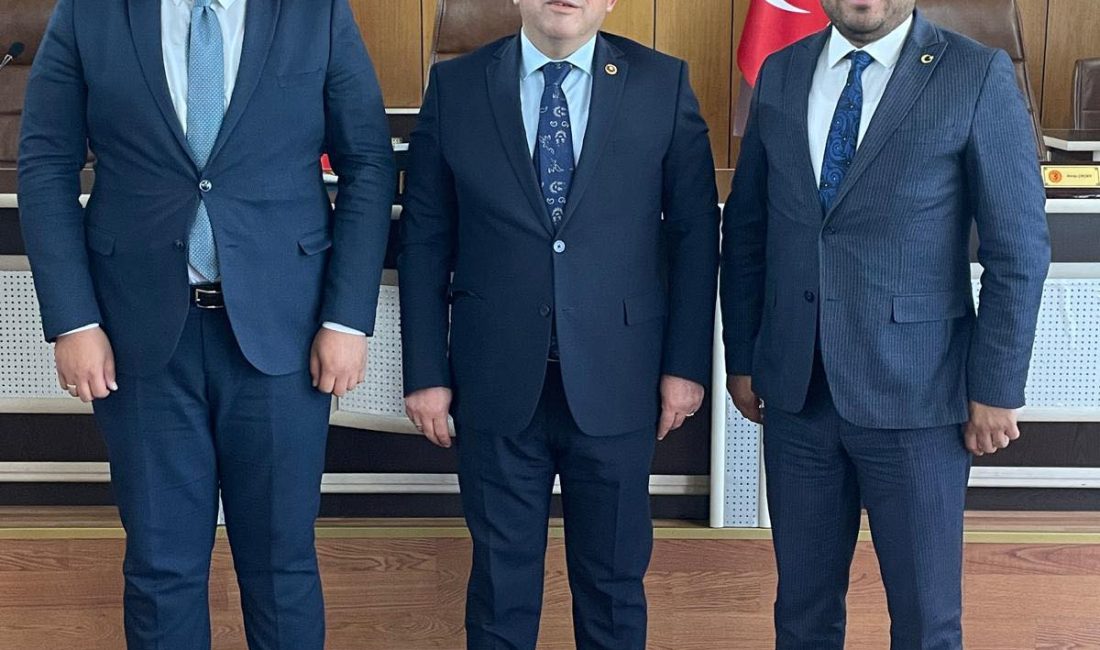 Ağaçören Kaymakamı Metin Korkmaz ve Belediye Başkanı Kemal Salman, İl