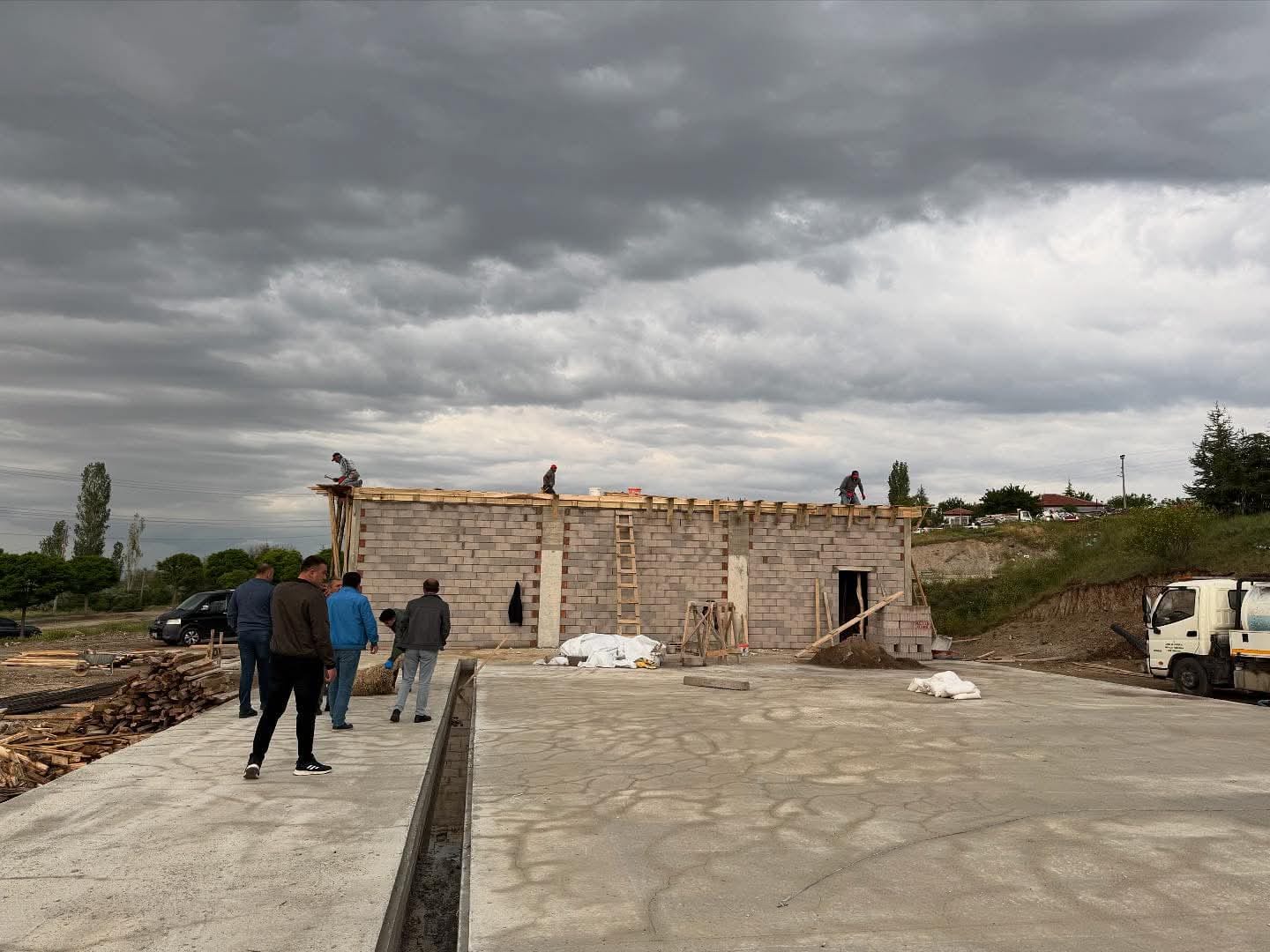 Ağaçören Belediyesi tarafından yakın zamanda yapılan duyuruda Hayvan Pazarı ve