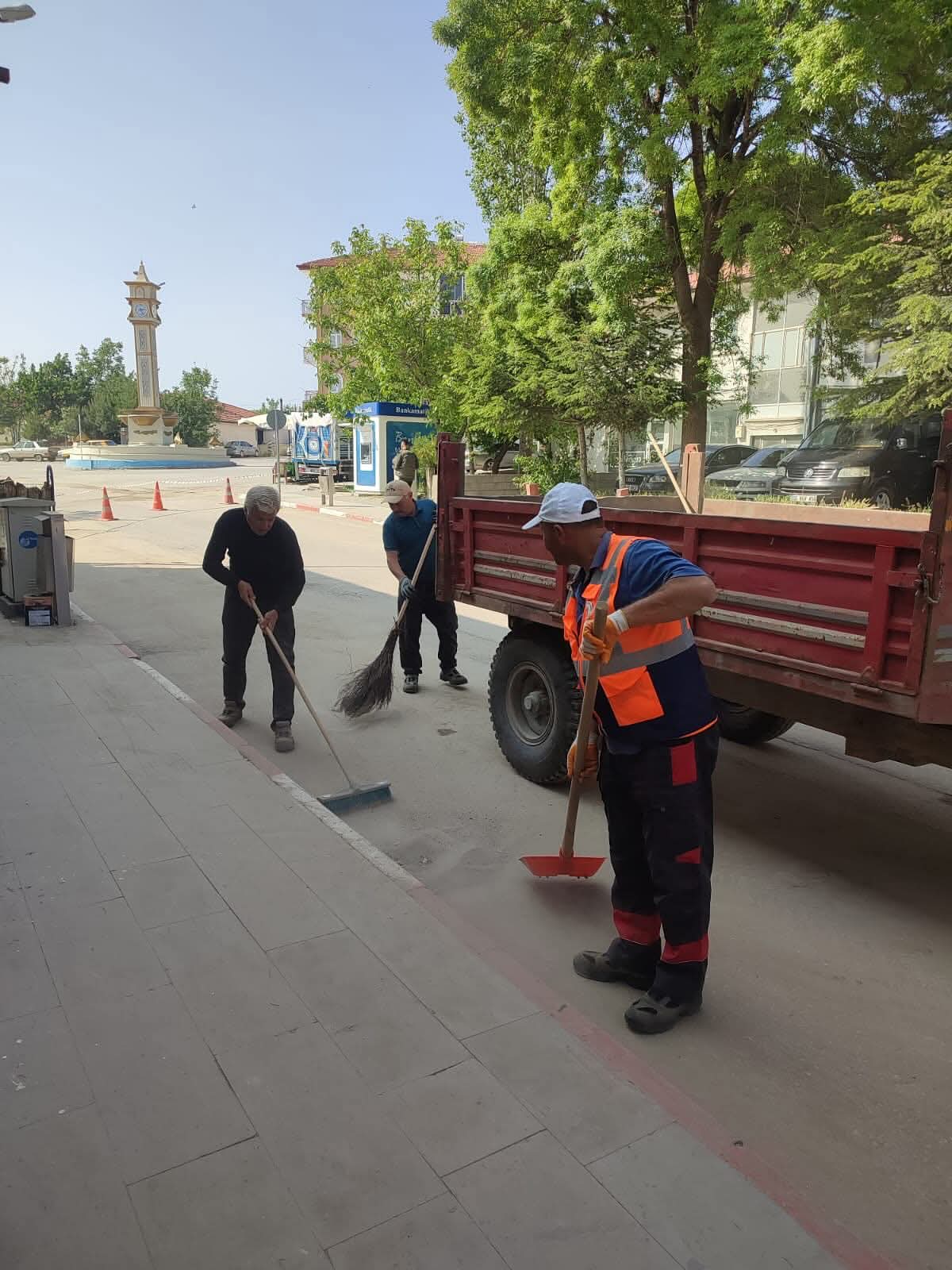 Bayram öncesi Ağaçören’de yoğun temizlik mesaisi