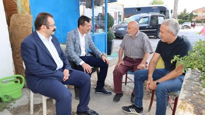 AK Parti Aksaray İl Başkanı Hamza Aktürk ve beraberindeki şehir
