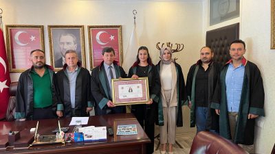 Aksaray Barosunda Bilge Emekli, avukatlık mesleğine ilk adımını attı. Yemin