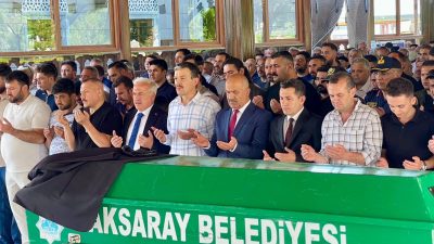 Aksaray Valiliği’nde görev yapan İsmail Avşar, düzenlenen cenaze namazı sonrası