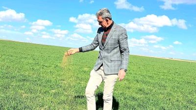 Eskil Ziraat Odası Başkanı Gazi Mutlu, drone ile yapılan ot