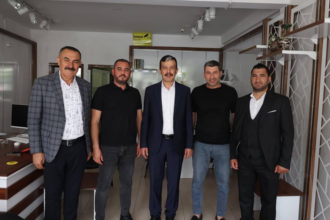 AK Parti Aksaray İl Başkanı Hamza Aktürk, esnaf ziyareti kapsamında