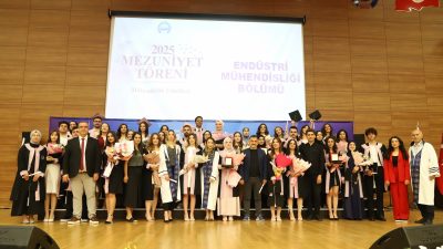 Aksaray Üniversitesi (ASÜ) Mühendislik Fakültesi’nde mezuniyet sevinci yaşandı. ASÜ Konferans
