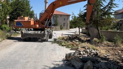 Gülağaç Belediyesi tarafından ilçe genelinde üst yapı çalışmaları aralıksız devam
