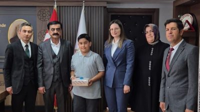 Gülağaç Ortaokulu 5/B sınıfı öğrencisi Eymen Mete Kıvrak, bursluluk sınavında