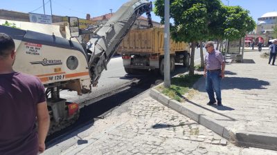 Aksaray’ın Güzelyurt ilçesinde uzun süredir beklenen yol yenileme çalışmaları, doğalgaz