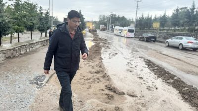 Güzelyurt Kaymakamı Muammer Yetiş, Selime Beldesi’nde etkili olan sağanak yağış