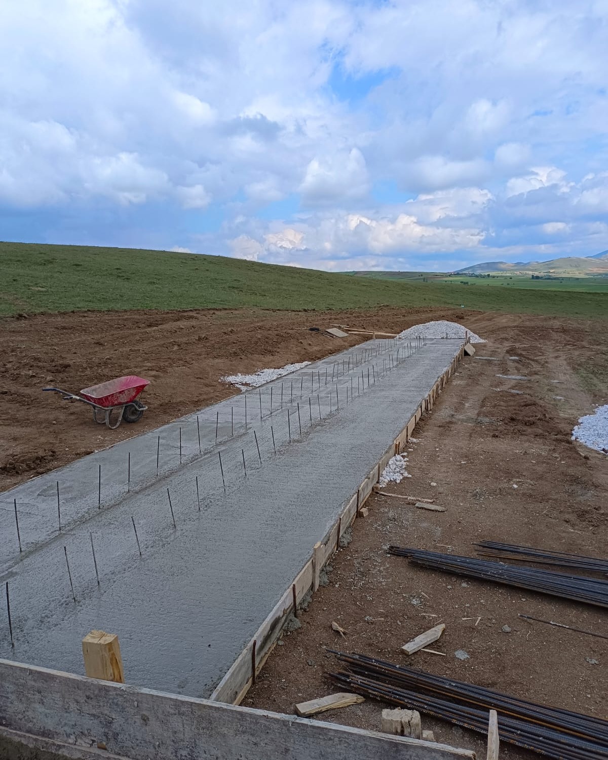 Aksaray İl Özel İdaresi, kırsalda hayvancılığı desteklemek ve sürdürülebilir üretimi