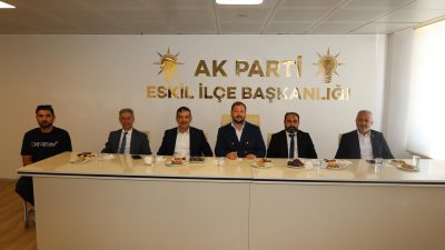 AK Parti İl Koordinatörü Cengizhan Güngör ve AK Parti Aksaray