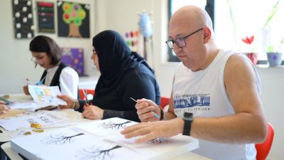 Aksaray Belediyesi, Engelsiz Yaşam Merkezi aracılığıyla özel gereksinimli bireylerin topluma